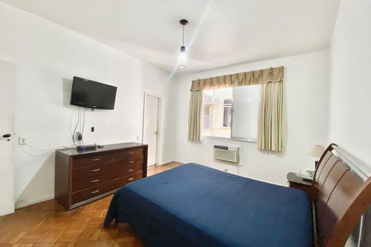 Suíte de apartamento à venda com 3 quartos, 205m² em Copacabana, Rio de Janeiro