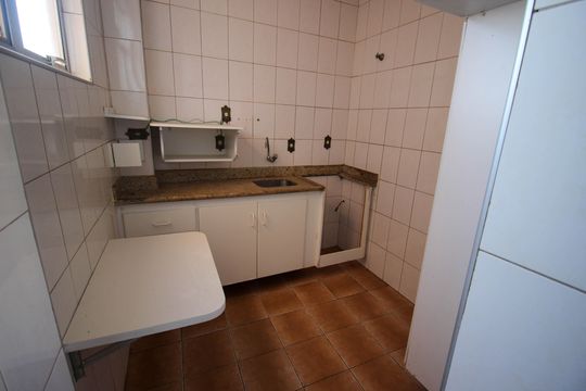 Cozinha de apartamento para alugar com 3 quartos, 130m² em Centro, Sorocaba