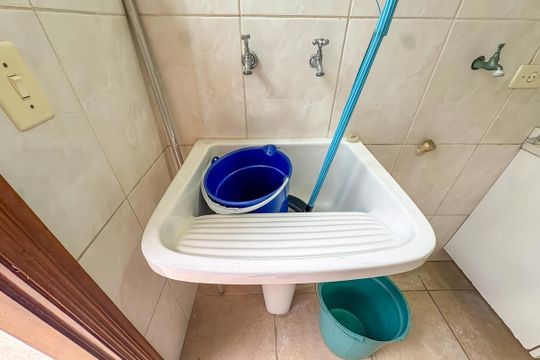 Área de Serviço de casa à venda com 3 quartos, 212m² em Parque dos Passaros, São Bernardo do Campo