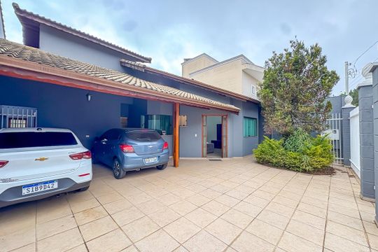 Garagem de casa à venda com 3 quartos, 212m² em Parque dos Passaros, São Bernardo do Campo