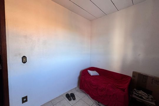Quarto 2 de casa à venda com 2 quartos, 50m² em Vicentina, São Leopoldo