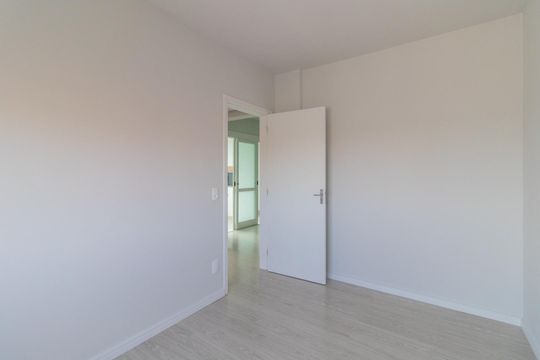 Quarto 2 de apartamento à venda com 2 quartos, 67m² em Teresópolis, Porto Alegre