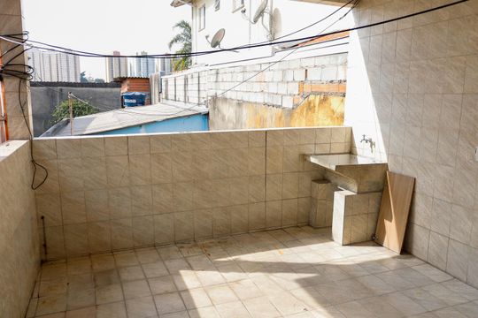 Lavanderia de casa à venda com 2 quartos, 200m² em Parque das Bandeiras, Osasco