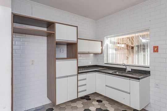 Cozinha de casa à venda com 3 quartos, 160m² em Vila Brasilina, São Paulo