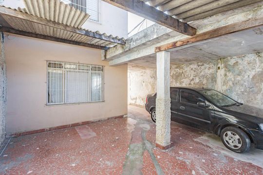 Garagem de casa à venda com 3 quartos, 160m² em Vila Brasilina, São Paulo