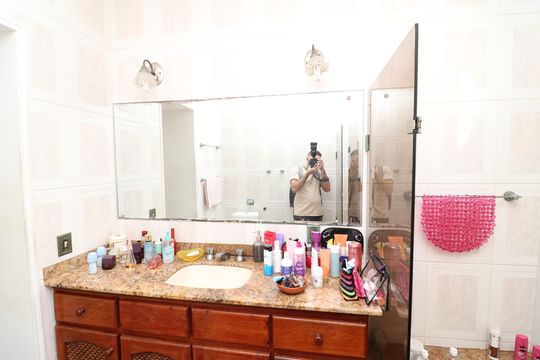 Banheiro da Suíte 5 de casa à venda com 5 quartos, 500m² em Pitangueiras, Rio de Janeiro