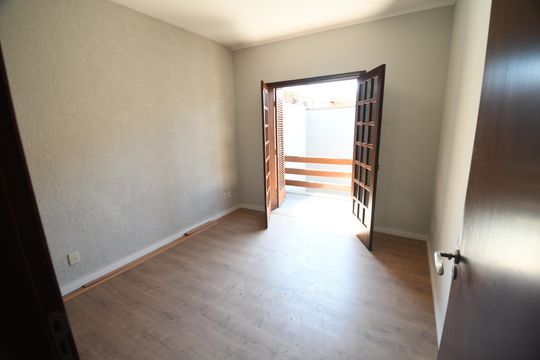 Quarto 1 de casa à venda com 3 quartos, 280m² em Jardim Santa Genebra, Campinas