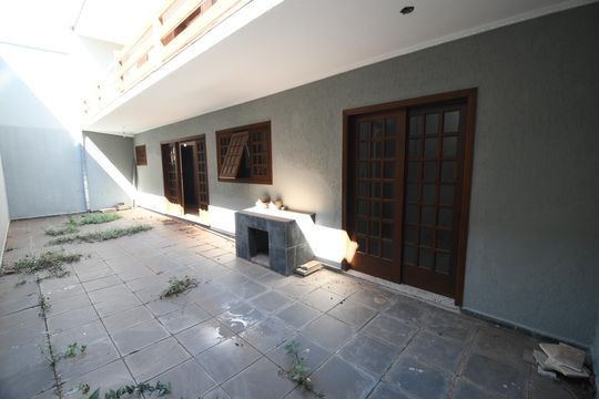 Quintal de casa à venda com 3 quartos, 280m² em Jardim Santa Genebra, Campinas