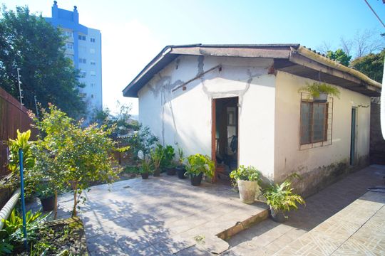 Área externa de casa à venda com 4 quartos, 357m² em Rondônia, Novo Hamburgo