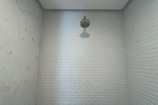 Banheiro de apartamento à venda com 1 quarto, 107m² em Sumarezinho, São Paulo