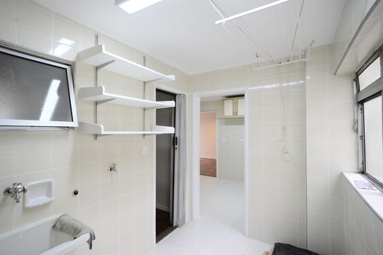 Área de Serviço de apartamento à venda com 3 quartos, 96m² em Vila Mariana, São Paulo