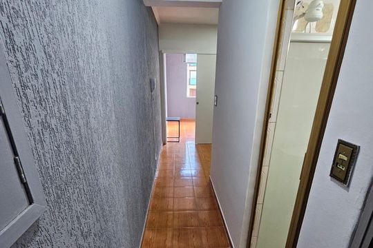 Corredor de kitnet/studio à venda com 1 quarto, 27m² em Vila Buarque, São Paulo