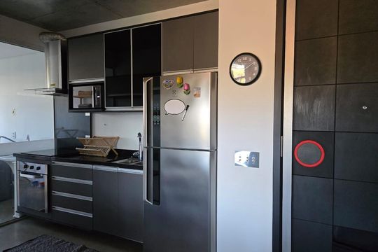 Cozinha de apartamento à venda com 1 quarto, 70m² em Petrópolis, Porto Alegre