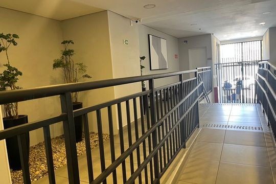 Hall de Entrada de apartamento à venda com 2 quartos, 31m² em Barra Funda, São Paulo