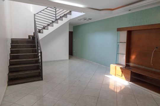 Sala de casa à venda com 3 quartos, 294m² em Vila Florida, Guarulhos