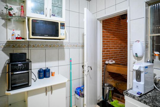 Cozinha de casa para alugar com 3 quartos, 200m² em Jardim Vergueiro (sacoma), São Paulo