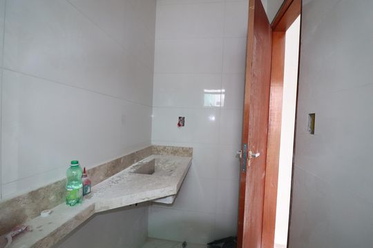 Banheiro da Suíte 1 de casa de condomínio à venda com 2 quartos, 117m² em Vila Metalúrgica, Santo André
