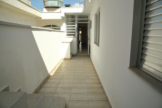 Quintal de casa para alugar com 3 quartos, 135m² em Jardim Antares, São Bernardo do Campo