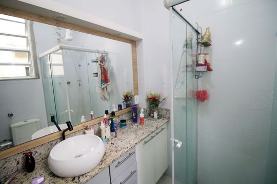 Banheiro de apartamento à venda com 2 quartos, 90m² em Vila da Penha, Rio de Janeiro