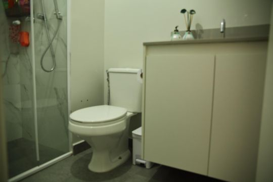 Banheiro Social de apartamento à venda com 2 quartos, 93m² em Baeta Neves, São Bernardo do Campo