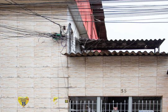 Fachada de casa à venda com 1 quarto, 45m² em Conceição, Diadema