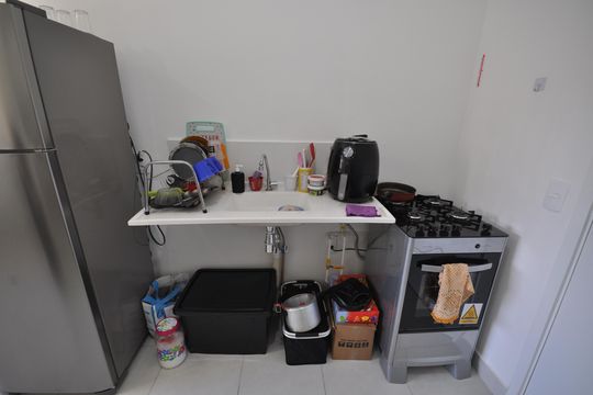 Cozinha de apartamento para alugar com 2 quartos, 32m² em Parque Novo Mundo, São Paulo