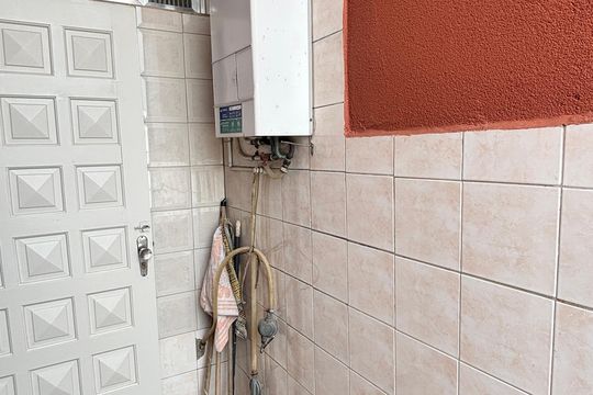 Área de Serviço 1 de casa para alugar com 2 quartos, 150m² em Vila Camilópolis, Santo André