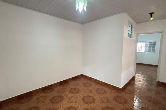 Sala de casa para alugar com 2 quartos, 150m² em Vila Camilópolis, Santo André