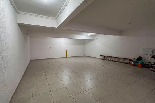 Garagem de apartamento à venda com 2 quartos, 64m² em Parque das Nações, Santo André