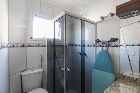 Banheiro da Suíte 2 de casa à venda com 6 quartos, 180m² em Vila Macedopolis, São Paulo