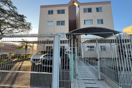 Fachada de apartamento para alugar com 2 quartos, 52m² em Serraria, São José