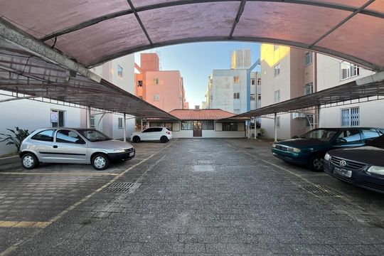 Área comum de apartamento para alugar com 2 quartos, 52m² em Serraria, São José