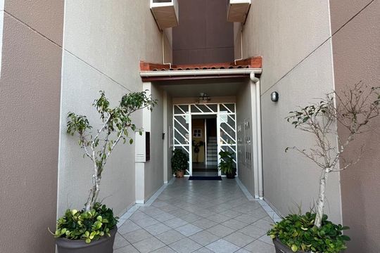 Área comum de apartamento para alugar com 2 quartos, 52m² em Serraria, São José
