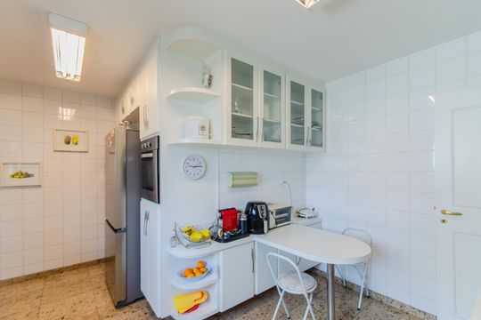Cozinha de apartamento à venda com 4 quartos, 157m² em Jardim Vila Mariana, São Paulo