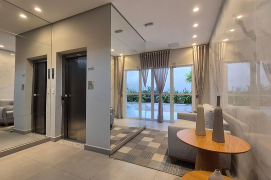 Hall de entrada de apartamento à venda com 4 quartos, 140m² em Jardim, Santo André