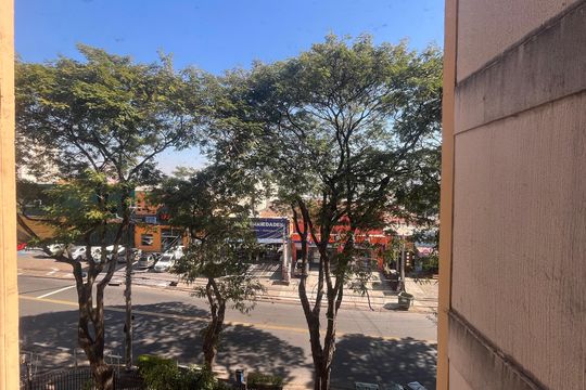 Vista da Sala de apartamento para alugar com 3 quartos, 82m² em Taquaral, Campinas