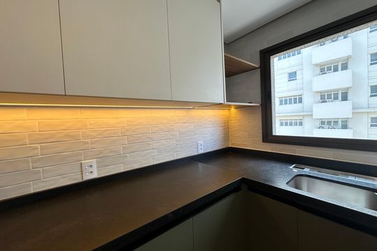 Cozinha de apartamento à venda com 3 quartos, 287m² em Alphaville, Barueri