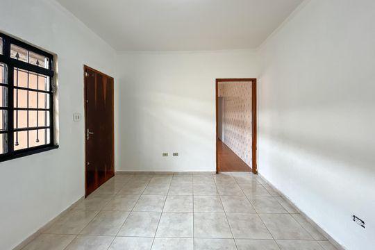 Sala de casa para alugar com 2 quartos, 145m² em Jaraguá, São Paulo