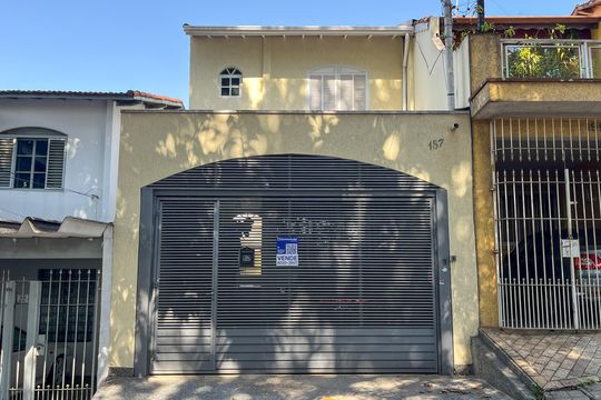 Fachada de casa à venda com 4 quartos, 195m² em Jardim Santo Elias, São Paulo
