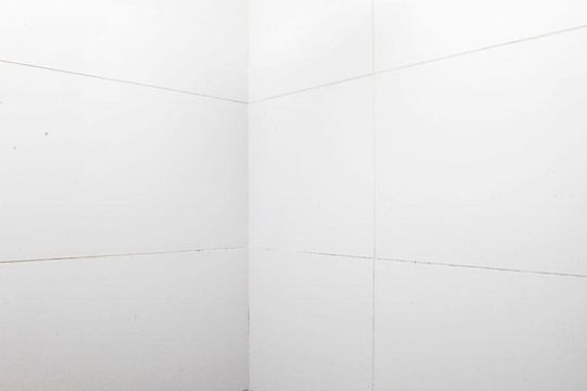 Banheiro de kitnet/studio para alugar com 1 quarto, 38m² em Independência, Porto Alegre