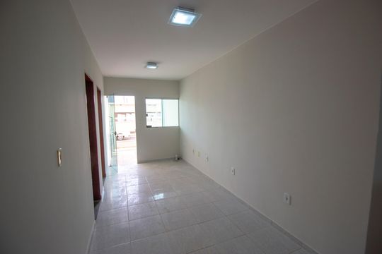 Sala de casa para alugar com 2 quartos, 48m² em Qnm 1, Brasília