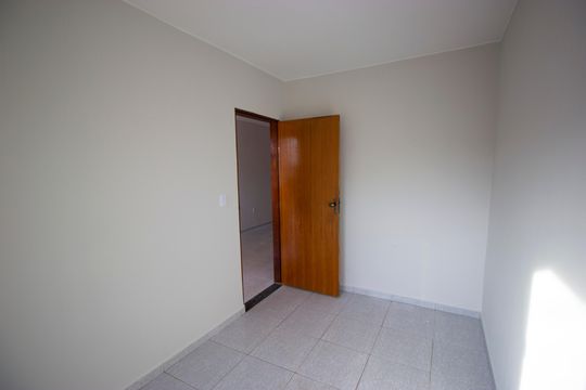 Quarto 1 de casa para alugar com 2 quartos, 48m² em Qnm 1, Brasília