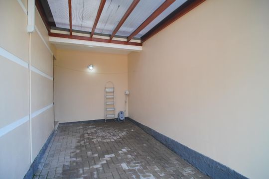 Garagem de casa de condomínio à venda com 2 quartos, 100m² em Boa Vista, Novo Hamburgo