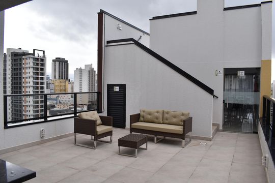 Área comum de kitnet/studio para alugar com 1 quarto, 24m² em Centro, Curitiba