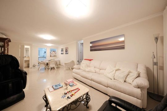 Casa à venda com 2 quartos, 300m² em Vila Euthalia, São Paulo