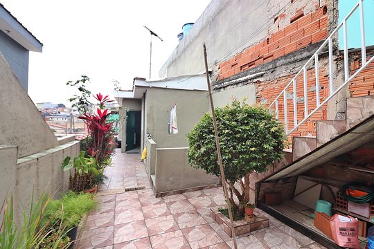 Quintal de casa à venda com 2 quartos, 175m² em Bairro dos Casa, São Bernardo do Campo