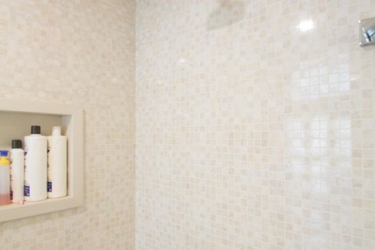 Banheiro da Suíte de apartamento para alugar com 3 quartos, 142m² em Itaim Bibi, São Paulo