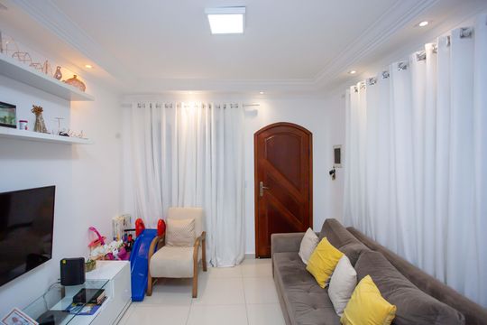 Casa à venda com 3 quartos, 500m² em Conceição, Diadema
