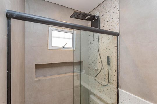 Banheiro de apartamento para alugar com 1 quarto, 33m² em Aclimação, São Paulo