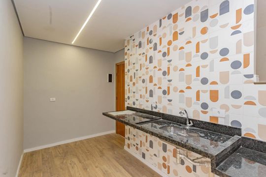 Cozinha de apartamento para alugar com 1 quarto, 33m² em Aclimação, São Paulo